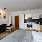 Appartement Golden Rezidence Nova Karolina *