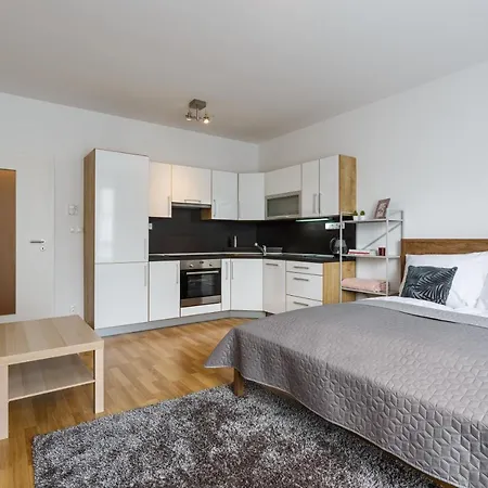 Golden Rezidence Nova Karolina Apartment