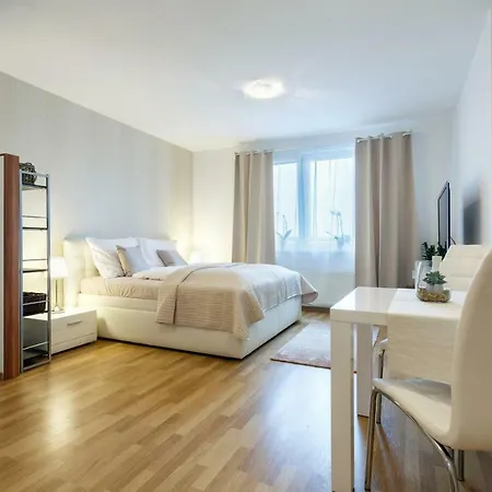 Апартаменты Golden Rezidence Nova Karolina Острава